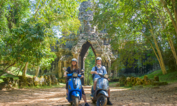 Angkor Wat Sunrise Vespa Tour Cambodia